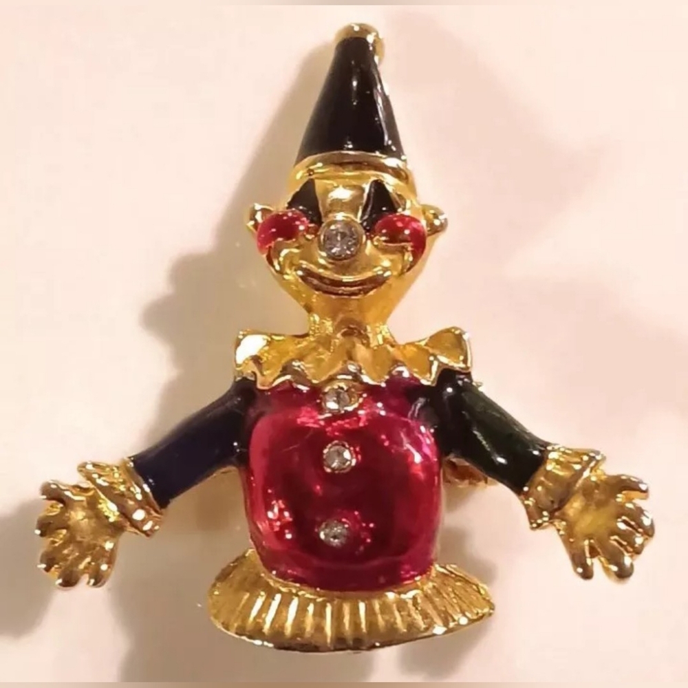 Beautiful Vintage Rhinestone Enamel  Clown Figural Pin Brooch Red & Gold Tone
